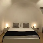 Elettra Apartment